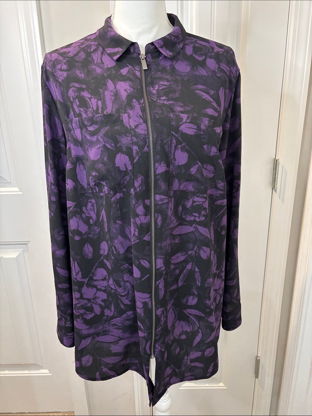 Rock & Republic Black and Purple Floral Zip Top Jacket Size Large